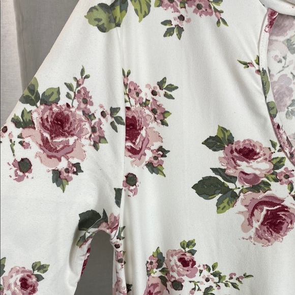 Floral Dress with Keyhole Neckline - Picture 4 of 6